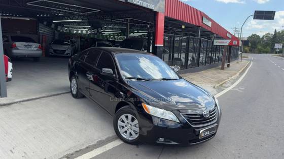 TOYOTA CAMRY 3.5 XLE V6 24V GASOLINA 4P AUTOMÁTICO